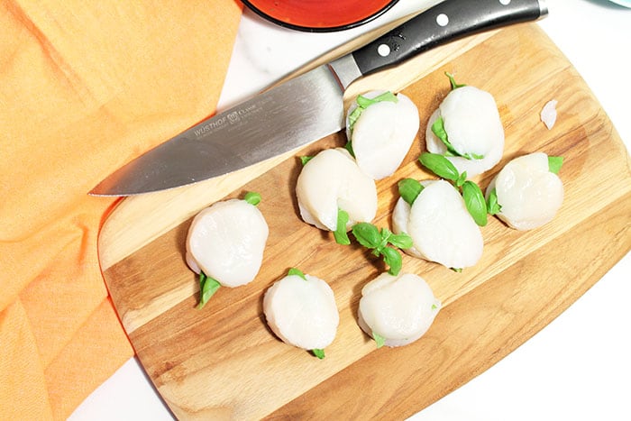 Stuffed scallops ready to saute