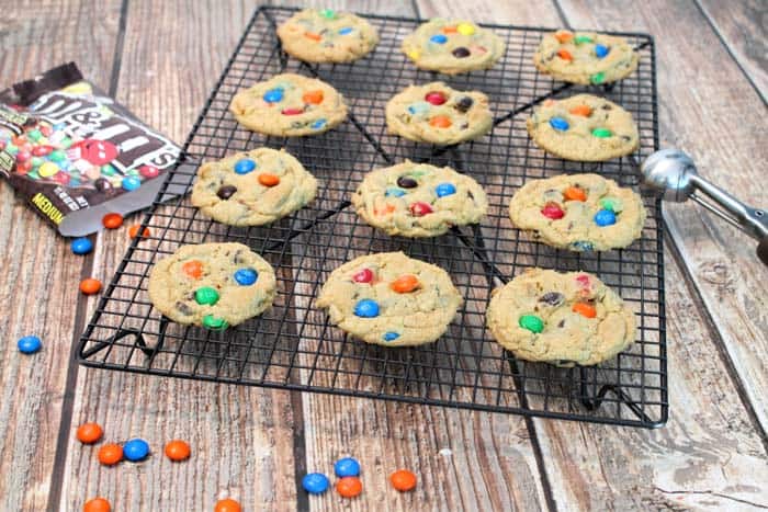 M&Ms Chocolate Chip Cookies cooling | 2 Cookin Mamas