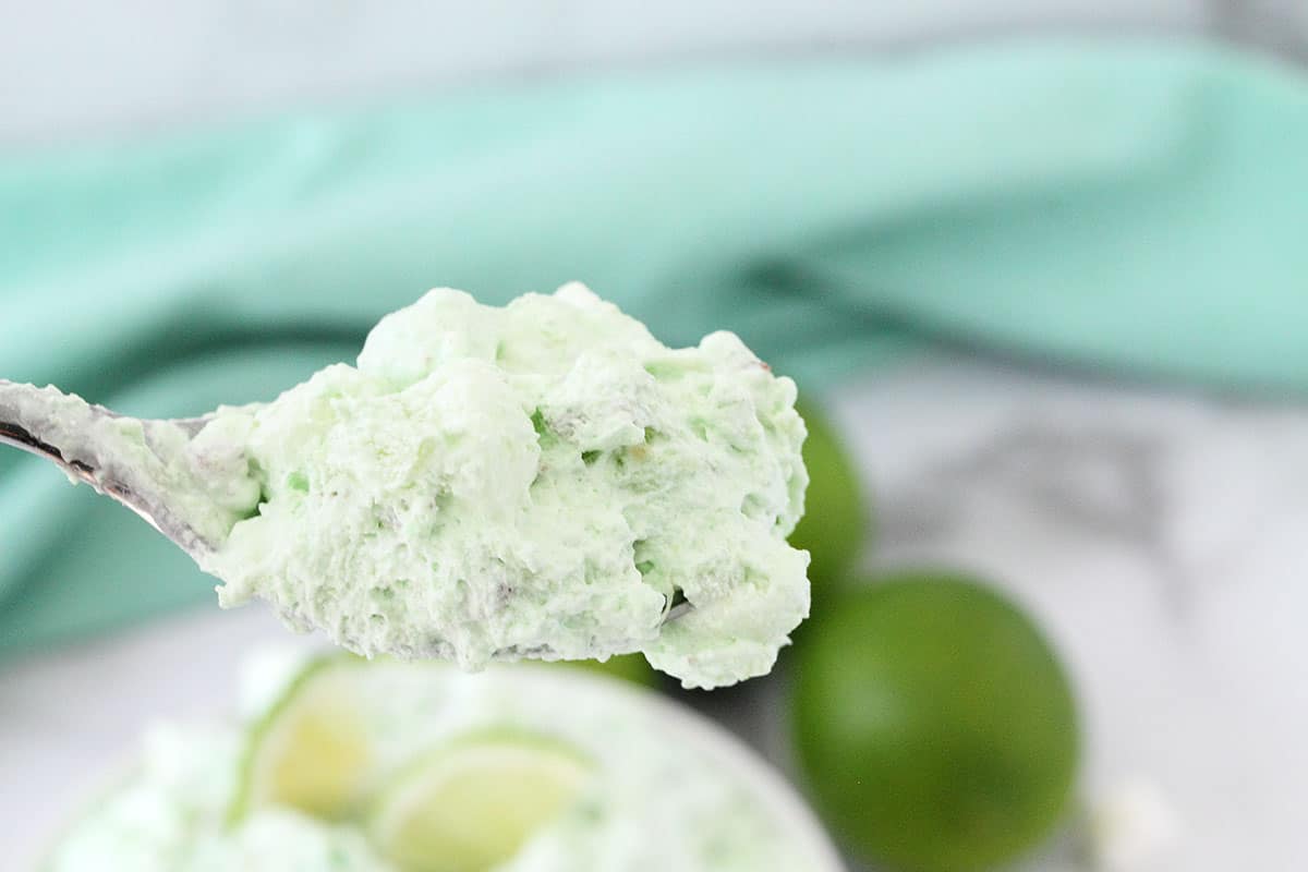 Closeup of scoop of fluff on spoon.