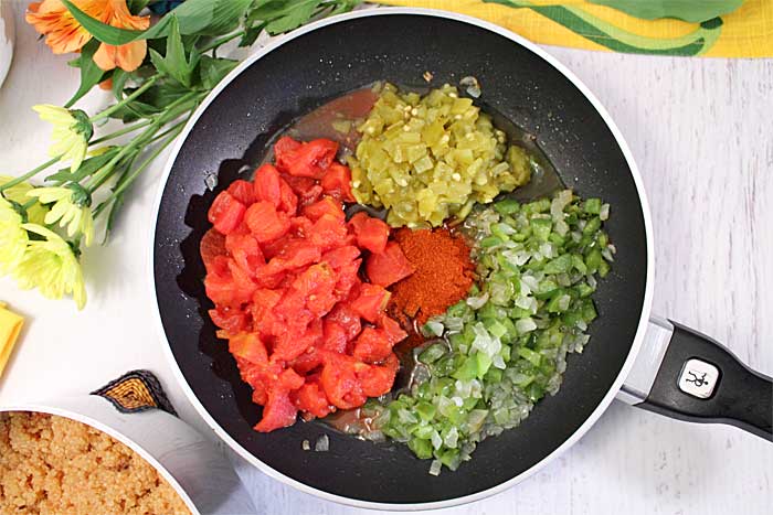 Spanish Quinoa ingredients | 2 Cookin Mamas