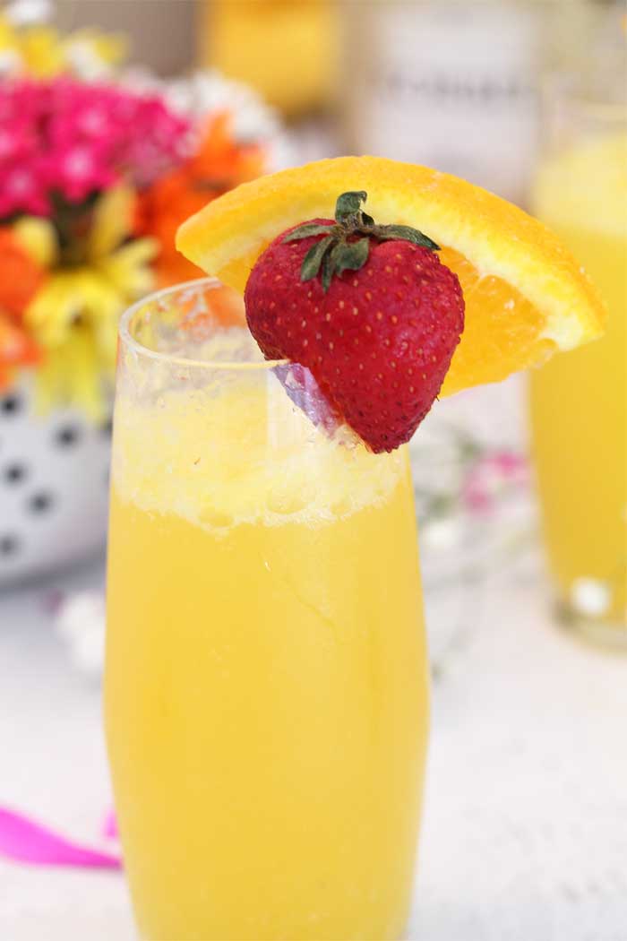 Sparkling Mimosas closeup | 2 Cookin Mamas