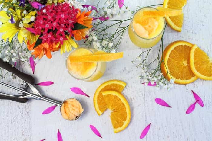 Sparkling Mimosas overhead | 2 Cookin Mamas