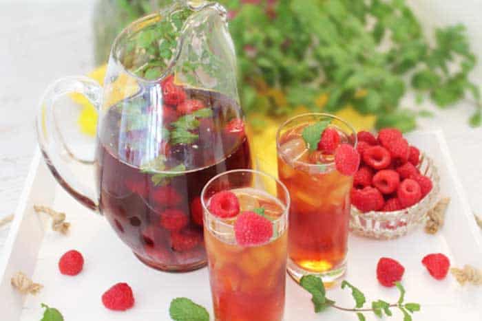 Raspberry Mint Iced Tea served 1