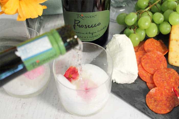 Lemon Sorbet Spritz pouring Riondo
