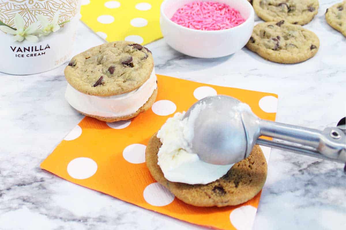 Scoop ice cream onto one cookie.