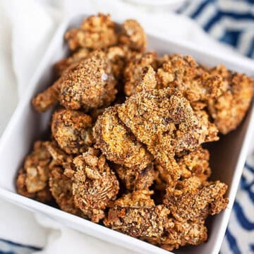 A bowl of Air Fryer Mushrooms.