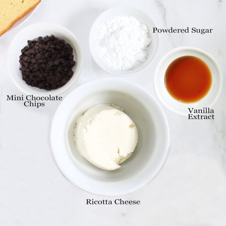 Cannoli filling ingredients.