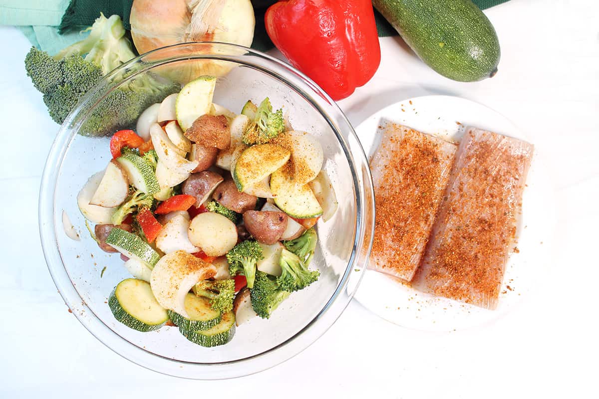 Seasoned fish and vegetables.