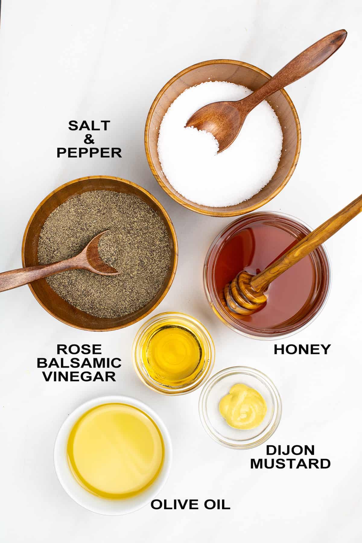 Vinaigrette ingredients.