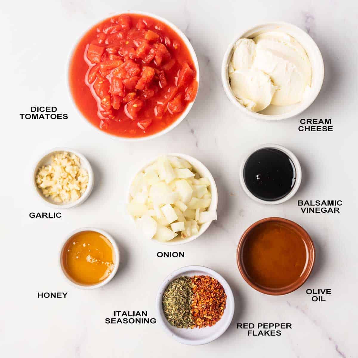 Creamy marinara dipping sauce ingredients.